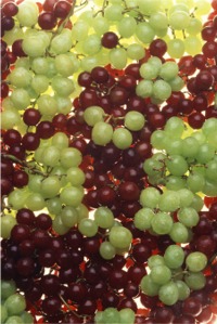 grapes calories